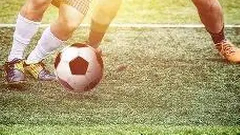 利物浦逆袭埃弗顿，萨拉赫双响，阿什利扬染红被罚出场